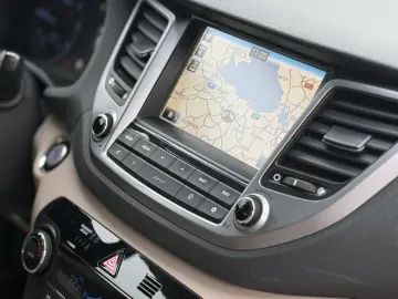 Hyundai Tucson 2.0 CRDI 4WD 6AT Premium