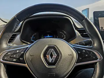 RENAULT ARKANA 1.6 E-Tech 145CP Intens