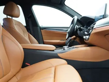 BMW 540 i M Sport SHADOW LEDER CARPLAY HARMAN