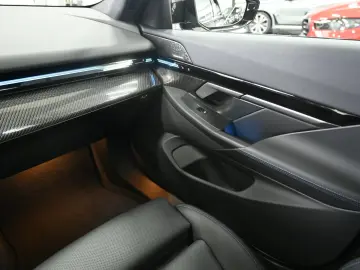 BMW 540d xDrive M-Sport  INNO H&K SITZBELÜ 360  21'