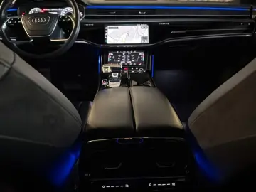 AUDI A8 50 TDI quattro Pano Luft Softclose B&O 360