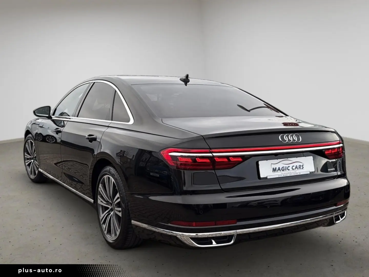 AUDI A8 50 TDI quattro Pano Luft Softclose B&O 360