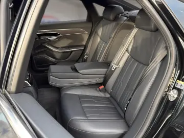 AUDI A8 50 TDI quattro Pano Luft Softclose B&O 360