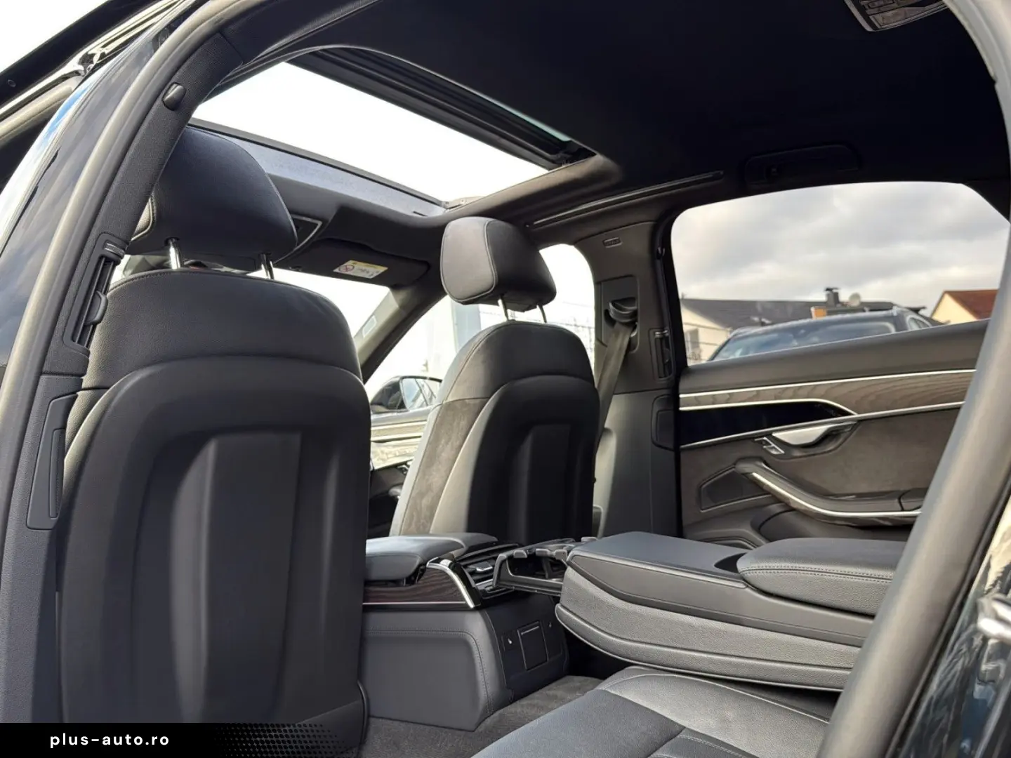 AUDI A8 50 TDI quattro Pano Luft Softclose B&O 360