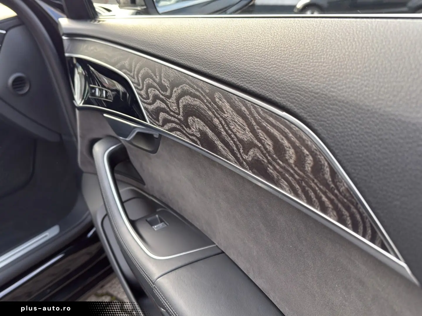 AUDI A8 50 TDI quattro Pano Luft Softclose B&O 360