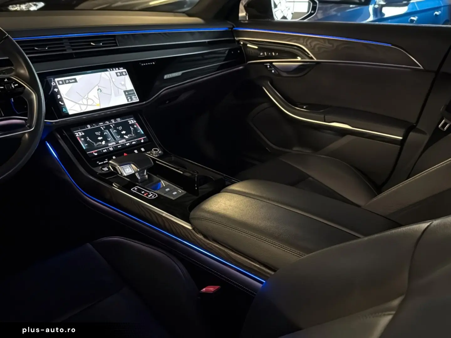 AUDI A8 50 TDI quattro Pano Luft Softclose B&O 360