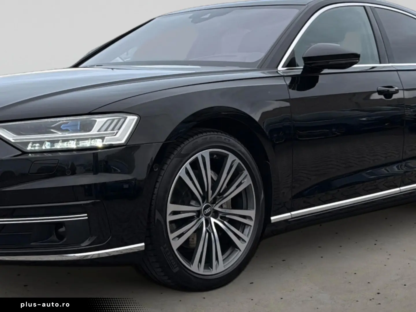 AUDI A8 50 TDI quattro Pano Luft Softclose B&O 360