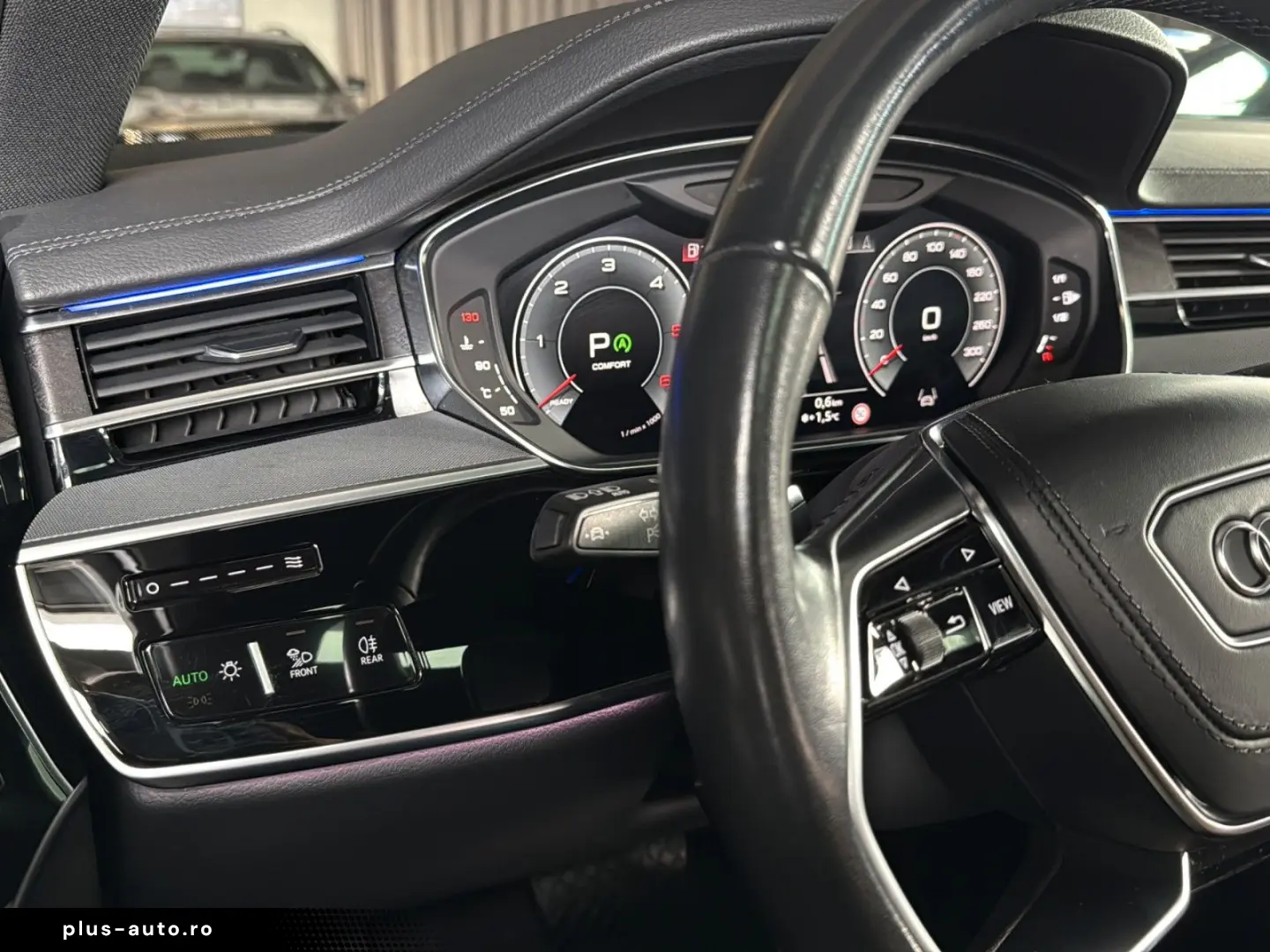 AUDI A8 50 TDI quattro Pano Luft Softclose B&O 360