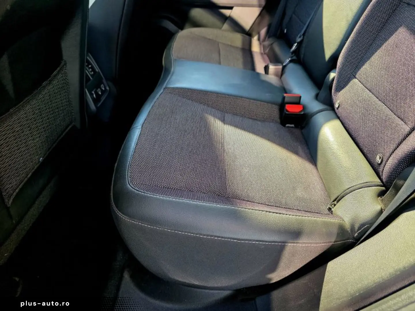 RENAULT CAPTUR 1.6 E-Tech 160CP Intens Plug-In