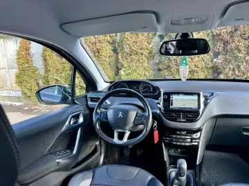 Peugeot 2008  112.000 km   navigatie  garantie   rate