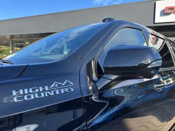 Chevrolet Suburban 6.2 V8 MY 2026 4WD High Country