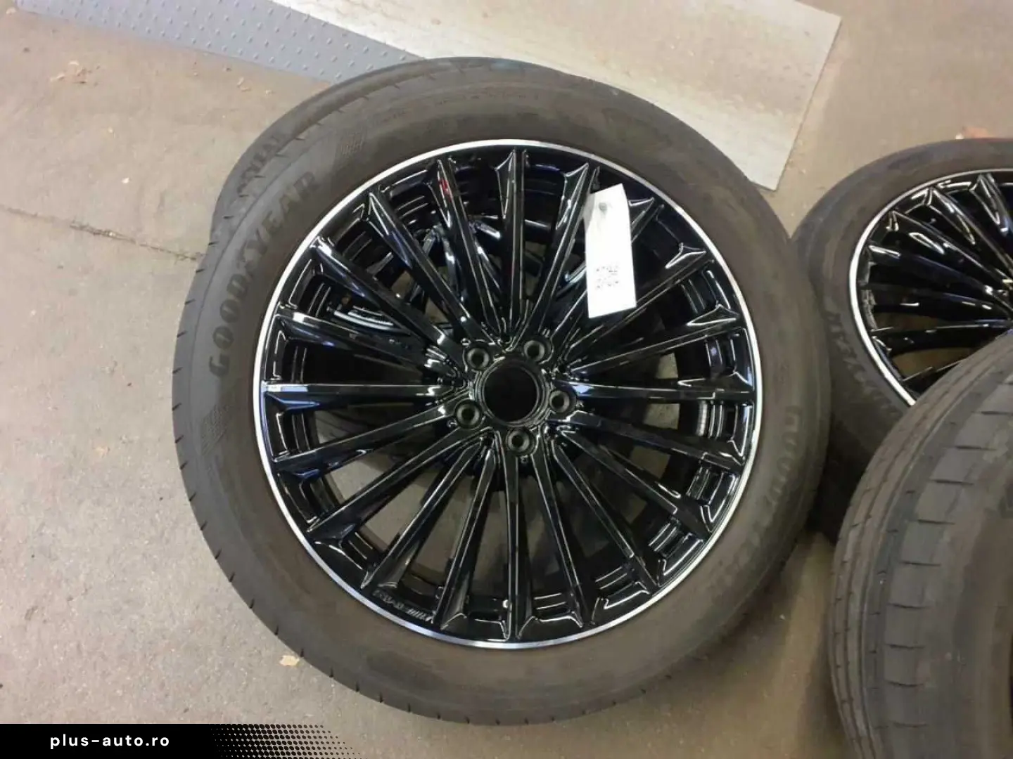 MERCEDES-BENZ GLC 220 d AMG Line