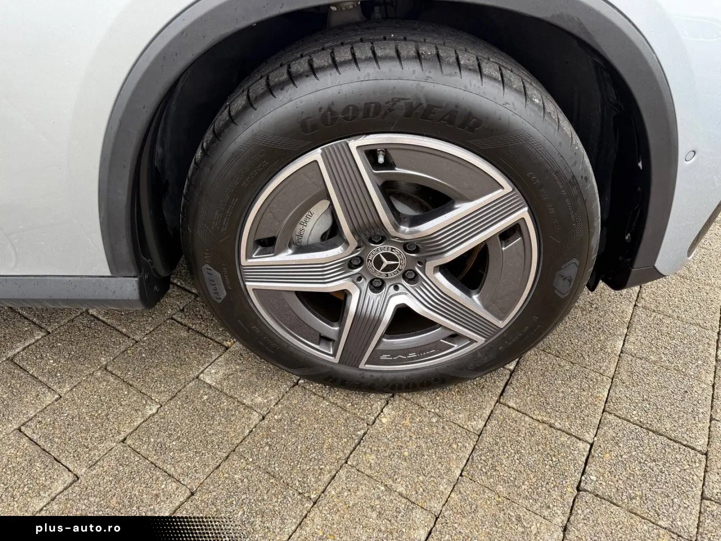 MERCEDES-BENZ GLC 220 d AMG Premium