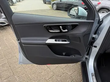 MERCEDES-BENZ GLC 220 d AMG Premium