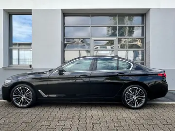 BMW 520d xDr  ACC DRIVING 4-ZONEN KL. KAM HiFi LEDER