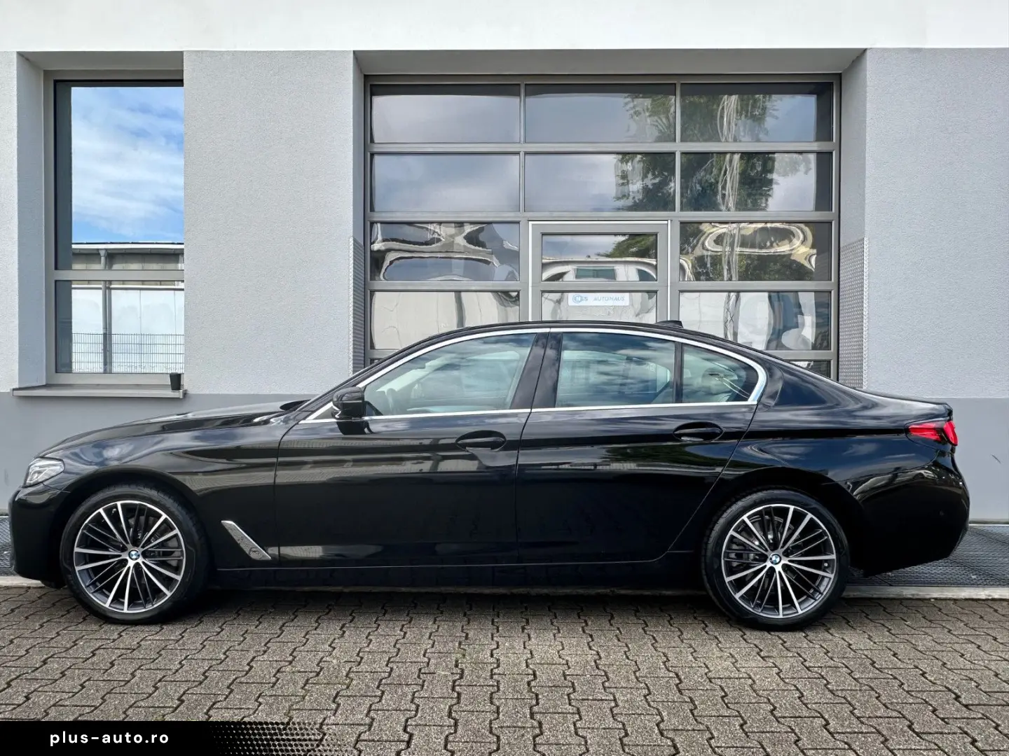 BMW 520d xDr  ACC DRIVING 4-ZONEN KL. KAM HiFi LEDER