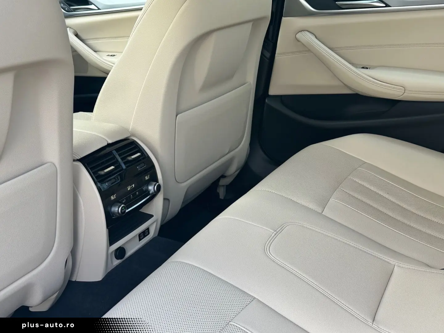 BMW 520d xDr  ACC DRIVING 4-ZONEN KL. KAM HiFi LEDER