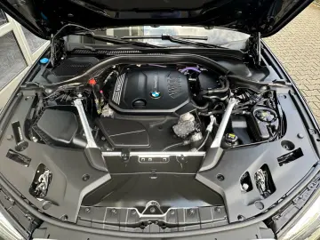 BMW 520d xDr  ACC DRIVING 4-ZONEN KL. KAM HiFi LEDER