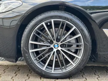 BMW 520d xDr  ACC DRIVING 4-ZONEN KL. KAM HiFi LEDER