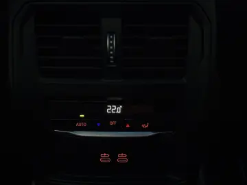 BMW 320d xDrive M Sport Facelift Shadow Kamera Live