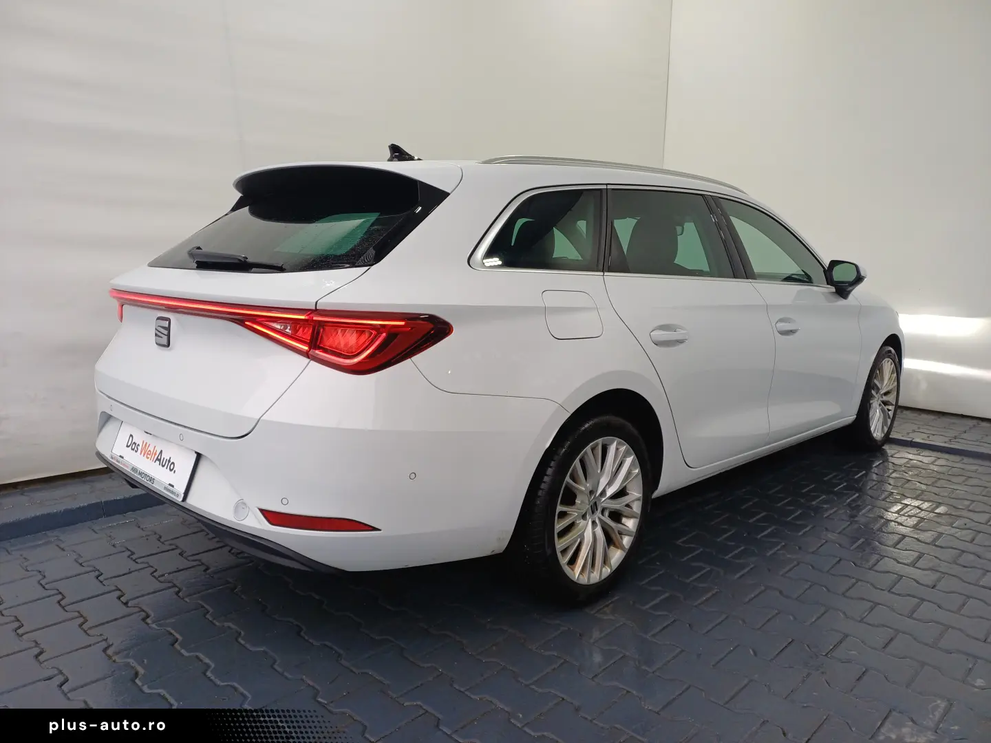 SEAT Leon Sportstourer XCELLENCE 2.0 TDI DSG7