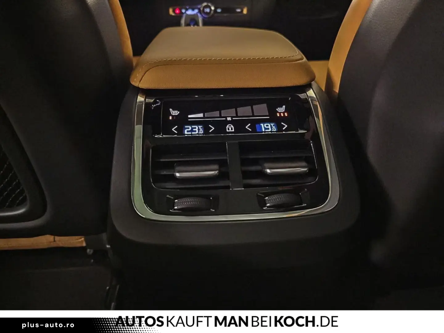 Volvo XC60B5 B AWD Ultra Dark PANO LUFT 360 HUD B&W