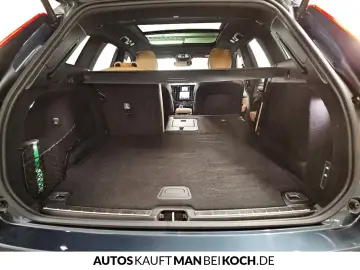 Volvo XC60B5 B AWD Ultra Dark PANO LUFT 360 HUD B&W