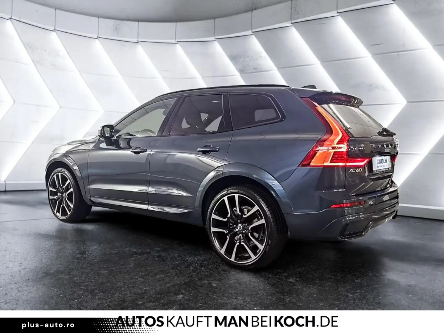 Volvo XC60B5 B AWD Ultra Dark PANO LUFT 360 HUD B&W
