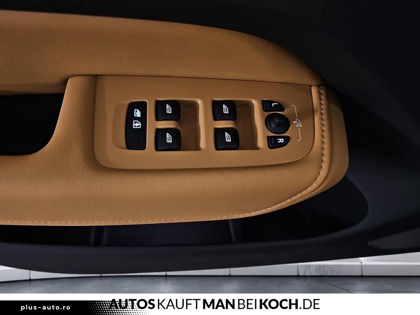 Volvo XC60B5 B AWD Ultra Dark PANO LUFT 360 HUD B&W