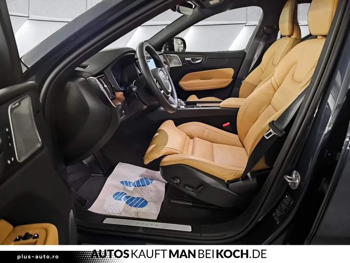 Volvo XC60B5 B AWD Ultra Dark PANO LUFT 360 HUD B&W