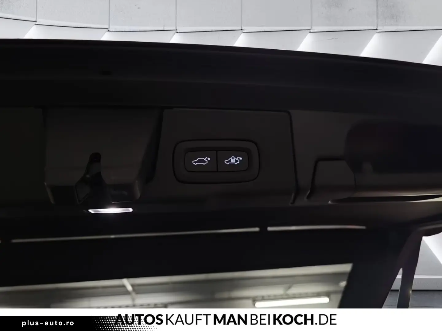Volvo XC60B5 B AWD Ultra Dark PANO LUFT 360 HUD B&W