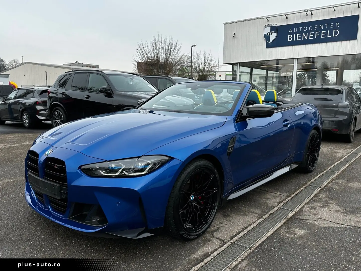 BMW M4 Cabrio xDrive Competition Carbon Paket Laser