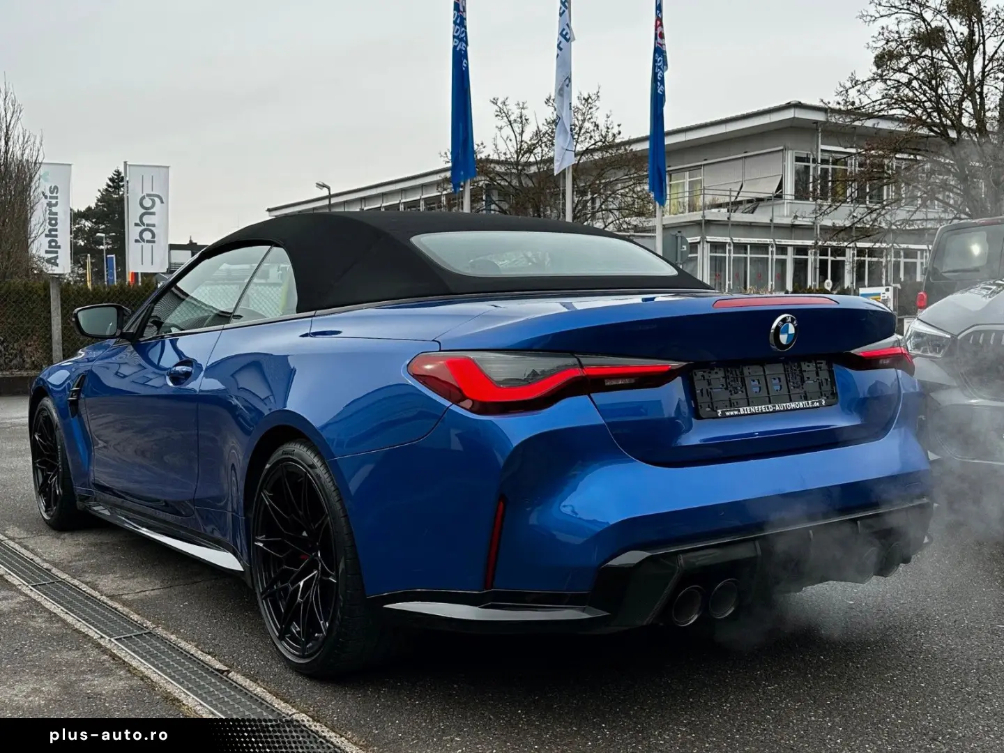 BMW M4 Cabrio xDrive Competition Carbon Paket Laser