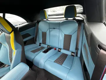 BMW M4 Cabrio xDrive Competition Carbon Paket Laser