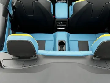 BMW M4 Cabrio xDrive Competition Carbon Paket Laser