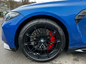 BMW M4 Cabrio xDrive Competition Carbon Paket Laser