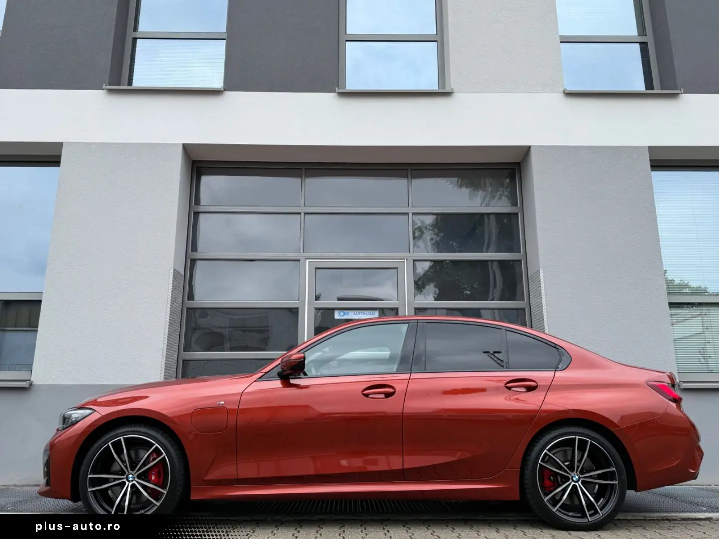 BMW 330e ACC M SPORT LASER KAM HUD MEMORY KEY 19'