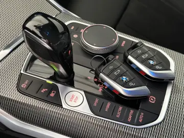 BMW 330e ACC M SPORT LASER KAM HUD MEMORY KEY 19'