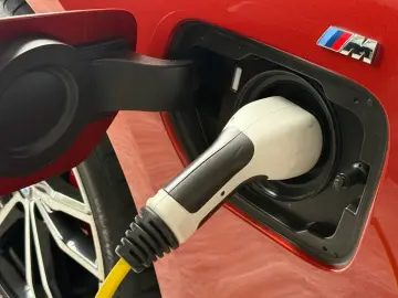 BMW 330e ACC M SPORT LASER KAM HUD MEMORY KEY 19'