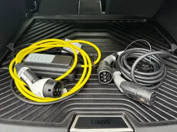 BMW 330e ACC M SPORT LASER KAM HUD MEMORY KEY 19'