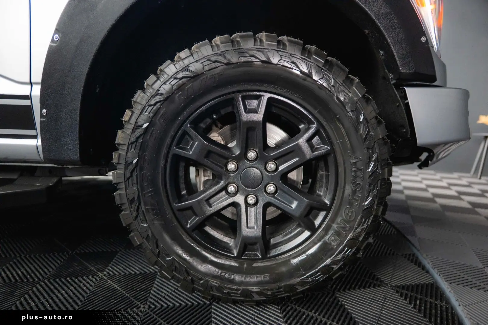 FORD F150 5.0L V8 4x4 Offroad SuperCrew RAPTOR