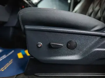 FORD F150 5.0L V8 4x4 Offroad SuperCrew RAPTOR