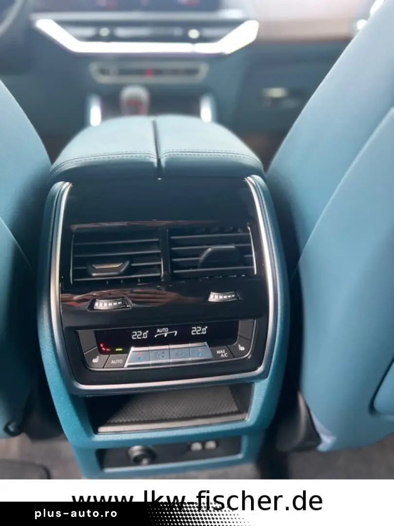 BMW XM V8 Voll! LederDeepLagoon!