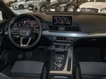 AUDI Q5 50 TFSI e quattro S line Pano VirtCo ACC 360
