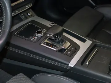 AUDI Q5 50 TFSI e quattro S line Pano VirtCo ACC 360