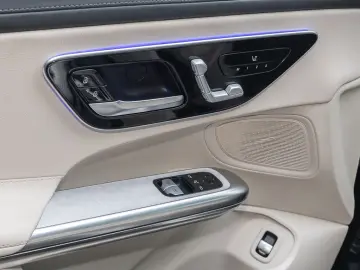 MERCEDES-BENZ CLE 180 Coupé Pano Sport ParkAss. LED &hellip;