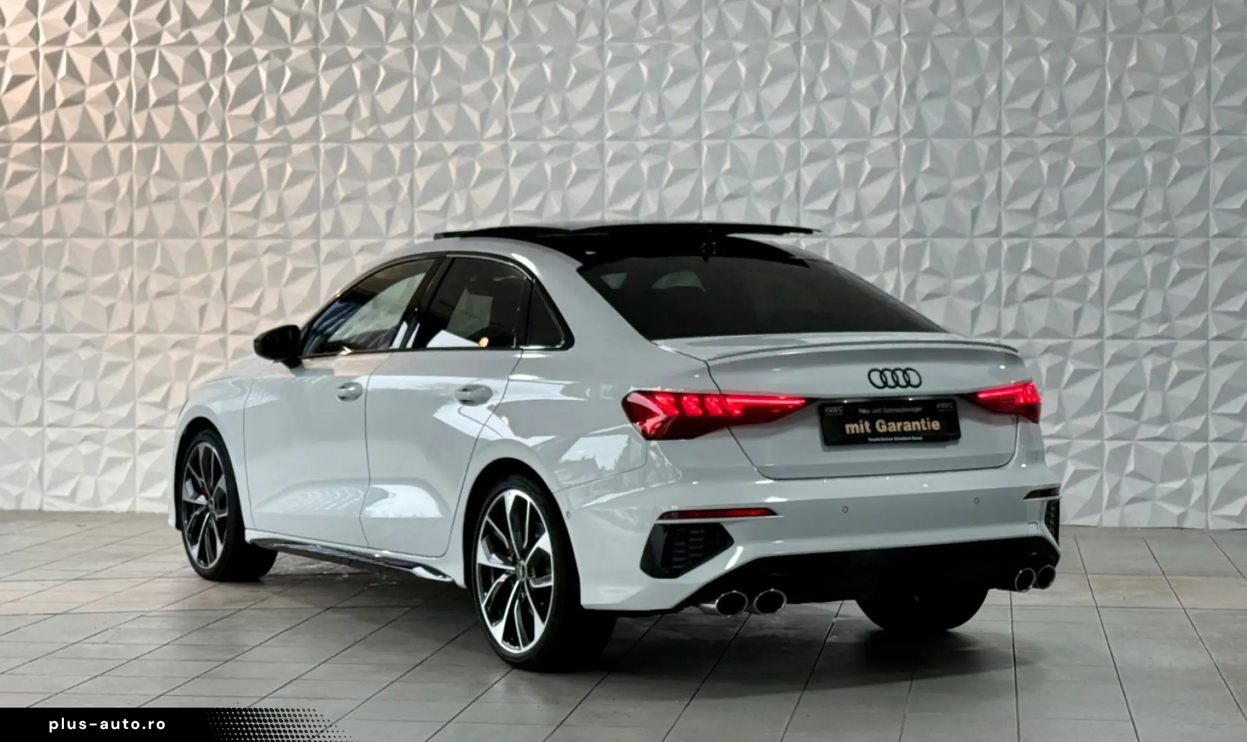 AUDI S3 Lim. 2.0 TFSI quattro PANO LED-MATRIX B&O TOT