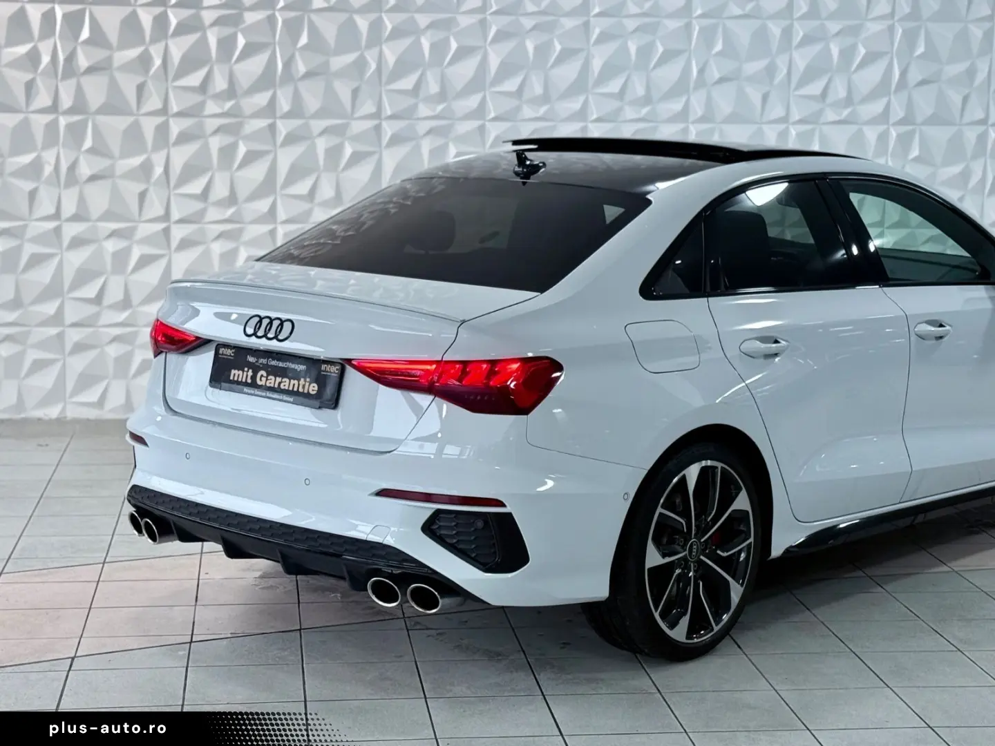 AUDI S3 Lim. 2.0 TFSI quattro PANO LED-MATRIX B&O TOT