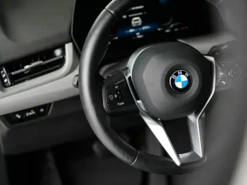 BMW X2 sDrive 20i Komfortzugang Kamera