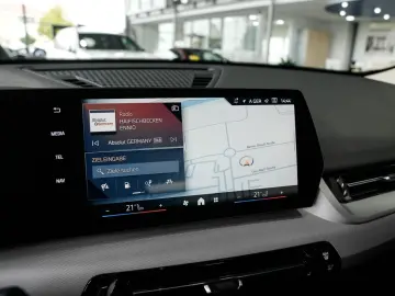 BMW X2 sDrive 20i Komfortzugang Kamera